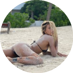 laurabae_