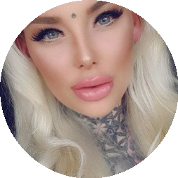 ladylauren2021111