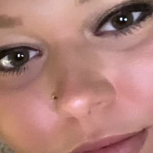 xxxhookedonbrookefree