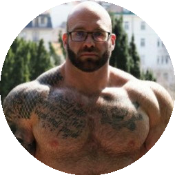 hairy_musclebear