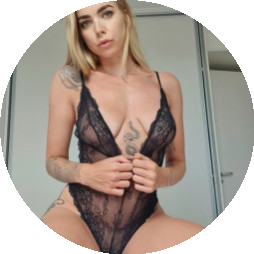 elle_hart