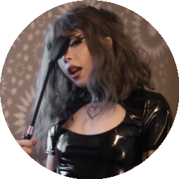 bdsmmistressroxy