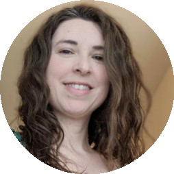 Photo by small.feet.sweetie published on May 17,2023 22:00:02 - BestThots