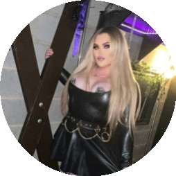 mistresslaura11