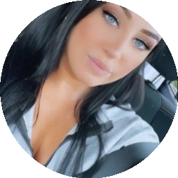 larissanadia