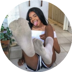 paivaqueenfeet