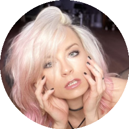 mia_julia_vip