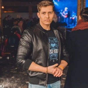 nicolasferringtonfree