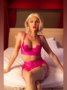 thetorieaston