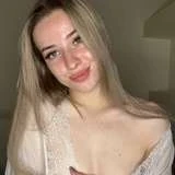 roxxy-webb