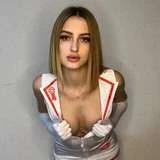 kinky-ella1