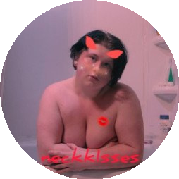 neckk1sses2