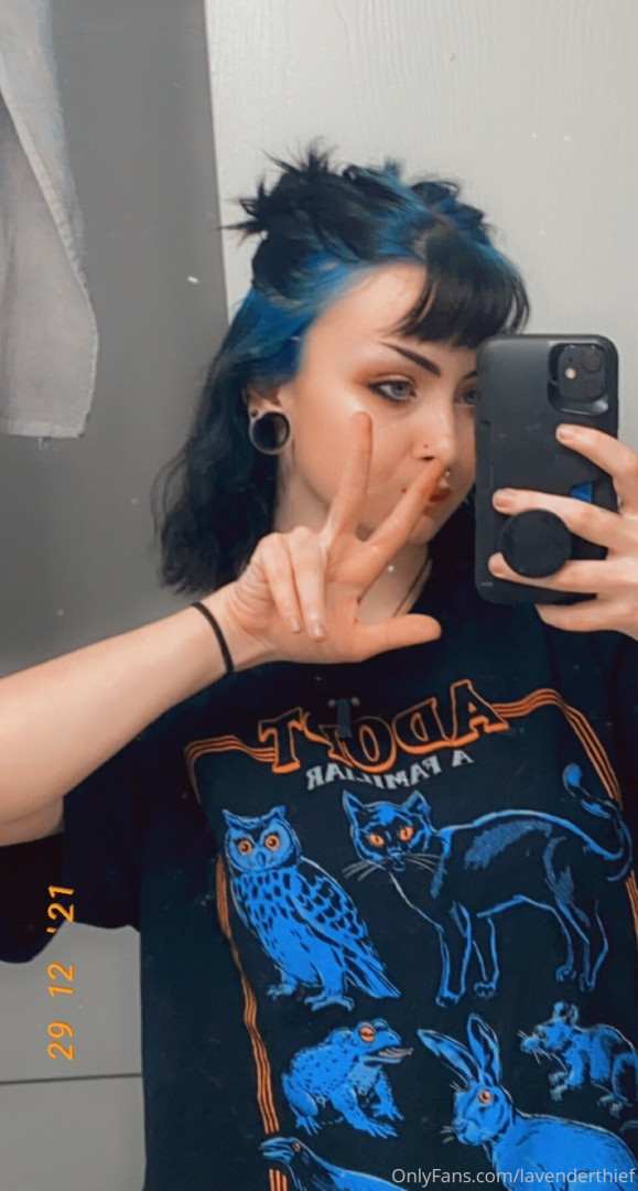 Photo by lavenderthief published on October 16,2023 08:48:01 - BestThots