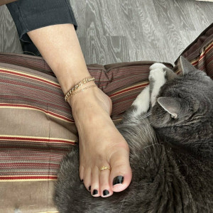 foot-mistress-miss-b #2491059