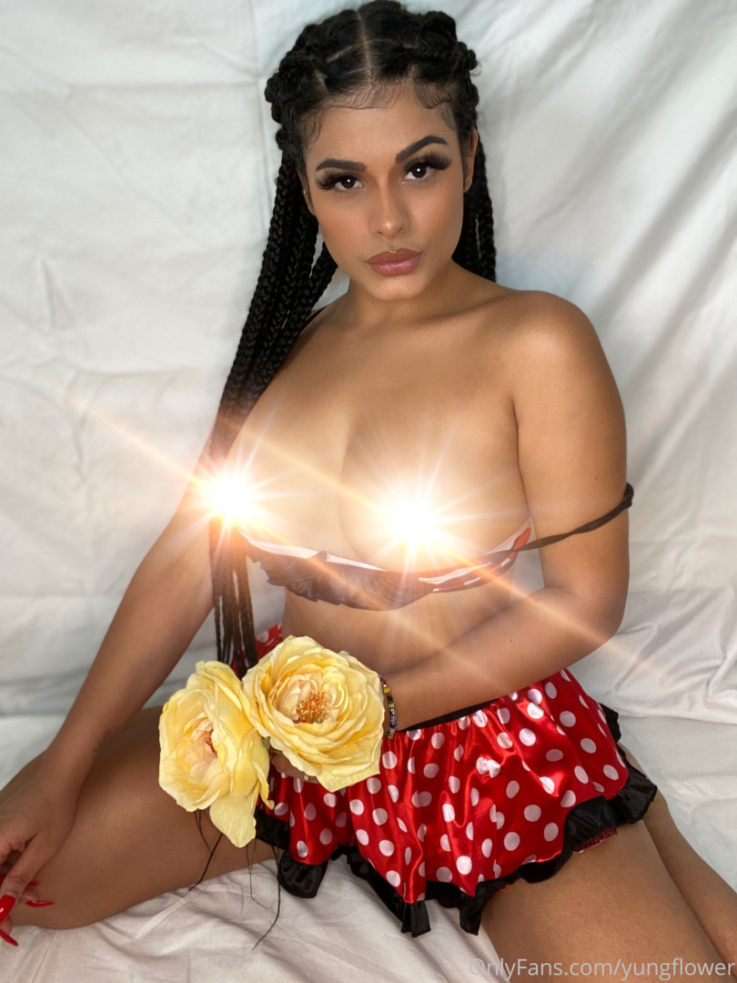 Photo by yungflower published on May 12,2023 17:28:08 - BestThots