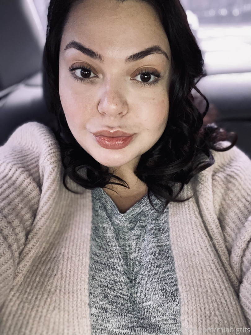Photo by miabigtits published on October 16,2023 15:42:54 - BestThots