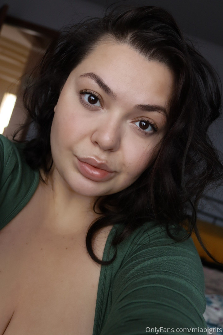 Photo by miabigtits published on October 16,2023 15:47:23 - BestThots