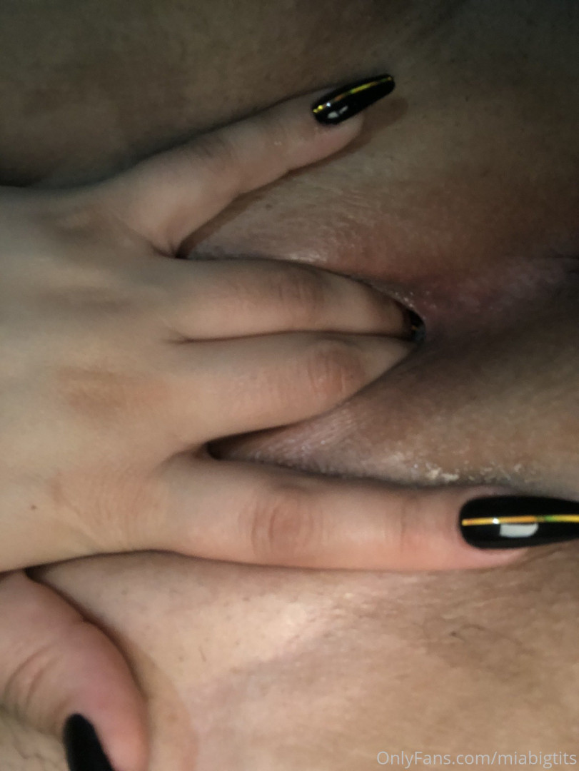 Photo by miabigtits published on October 16,2023 15:54:25 - BestThots