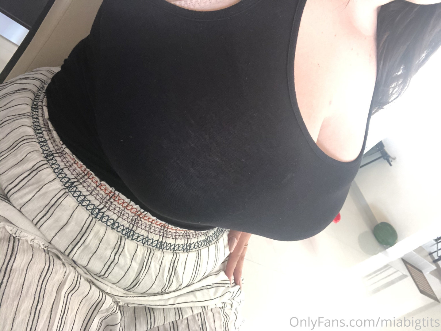 Photo by miabigtits published on October 16,2023 16:05:06 - BestThots
