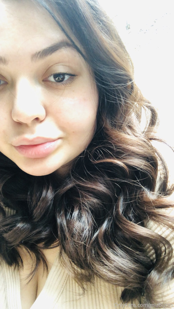 Photo by miabigtits published on October 16,2023 16:30:24 - BestThots