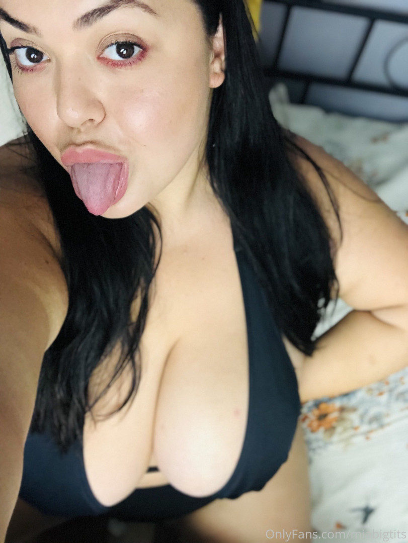 Photo by miabigtits published on October 16,2023 16:40:44 - BestThots