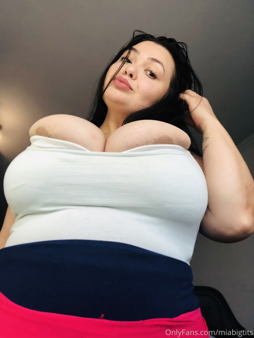 Photo by miabigtits published on October 16,2023 16:45:27 - BestThots