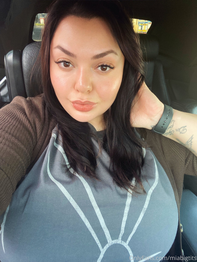 Photo by miabigtits published on October 16,2023 16:47:06 - BestThots