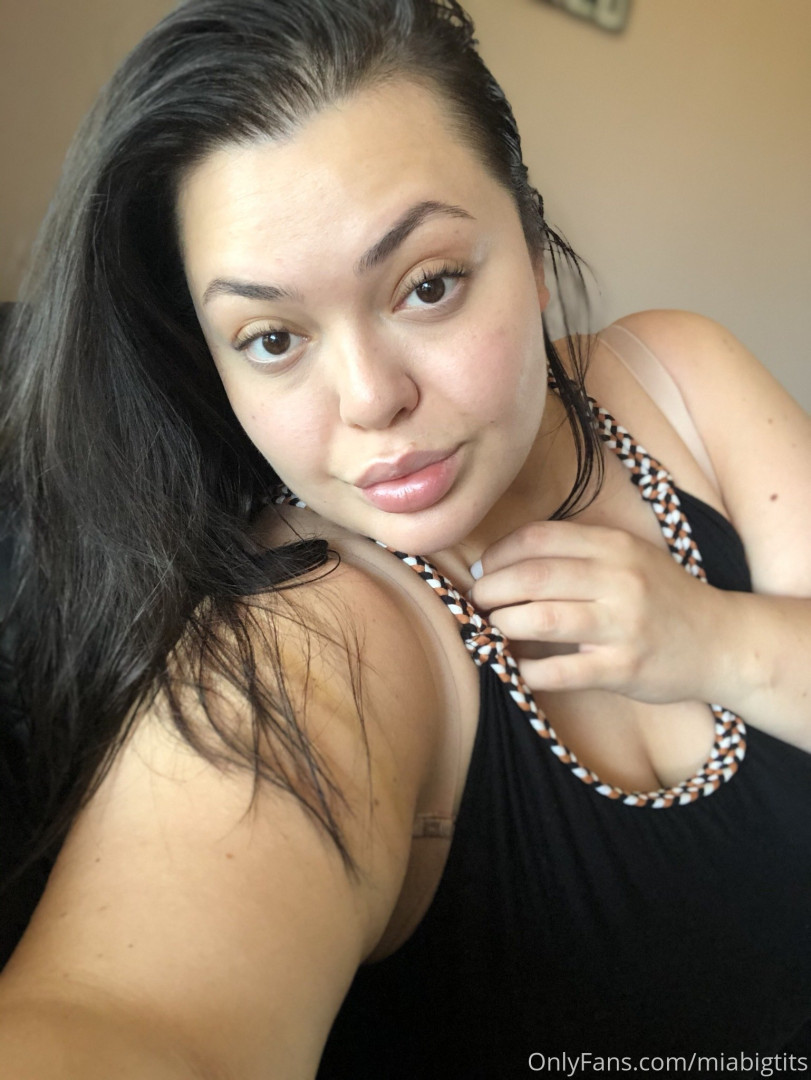 Photo by miabigtits published on October 16,2023 16:56:33 - BestThots