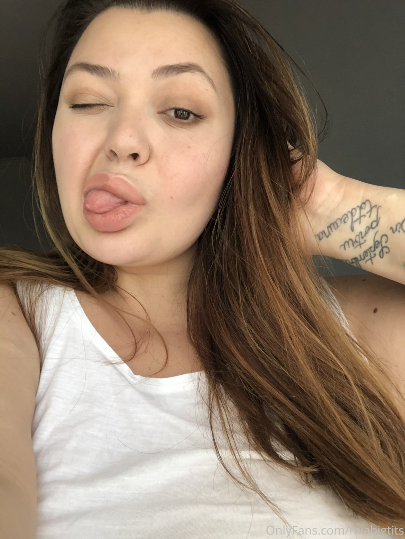 Photo by miabigtits published on October 16,2023 17:22:33 - BestThots