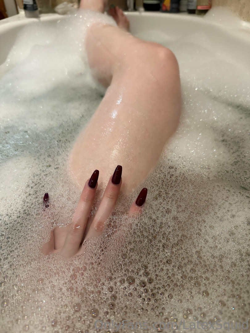 Photo by latexsquid published on July 9,2023 07:04:16 - BestThots