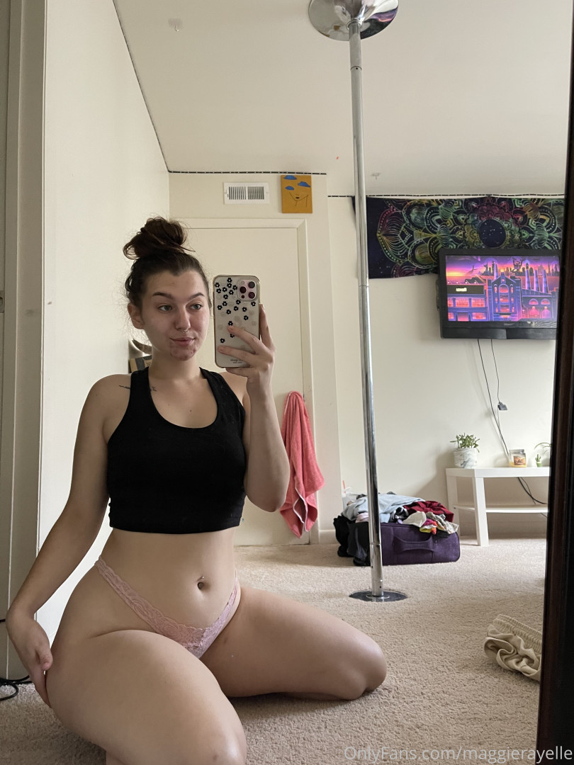 Photo by maggierayelle published on October 16,2023 13:08:32 - BestThots