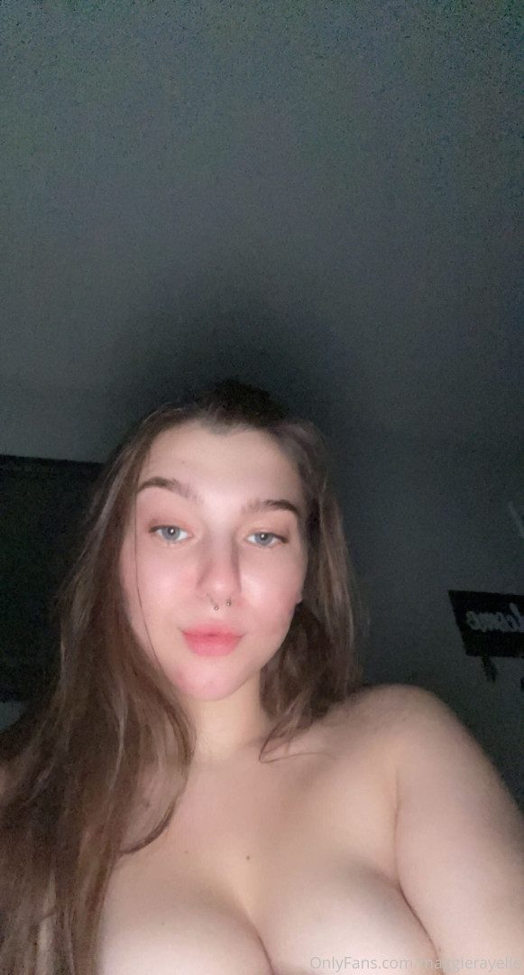 Photo by maggierayelle published on October 16,2023 13:13:21 - BestThots