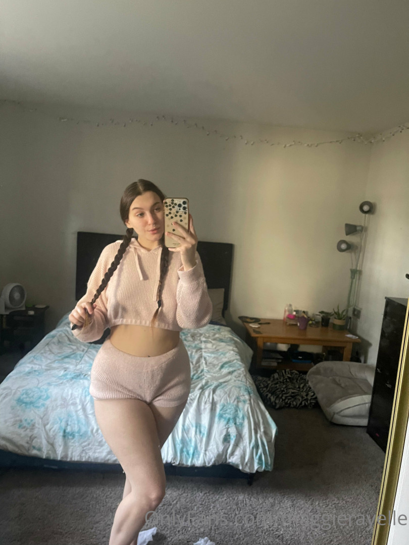 Photo by maggierayelle published on October 16,2023 13:13:29 - BestThots