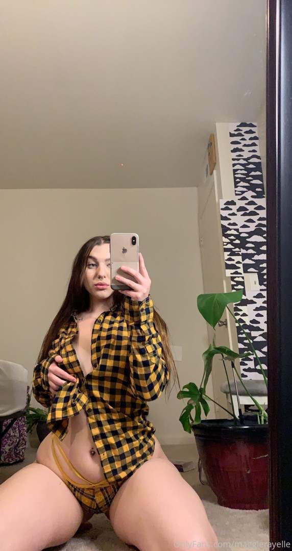 Photo by maggierayelle published on October 16,2023 13:25:32 - BestThots