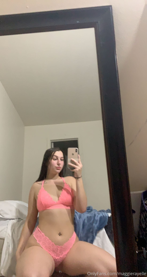 Photo by maggierayelle published on October 16,2023 13:27:55 - BestThots