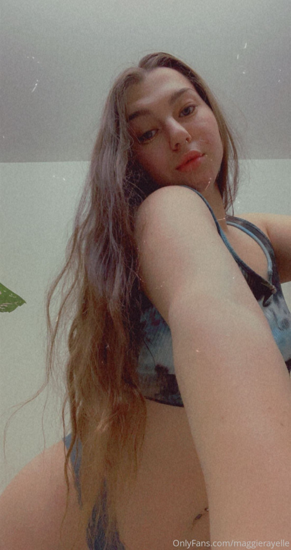 Photo by maggierayelle published on October 16,2023 13:32:06 - BestThots