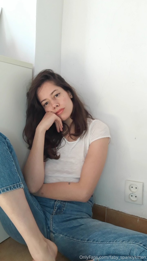 Photo by avaxofoxx published on November 23,2023 21:59:13 - BestThots