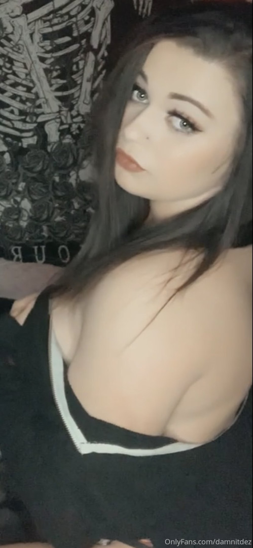 Photo by damnitdez published on June 10,2023 06:00:17 - BestThots