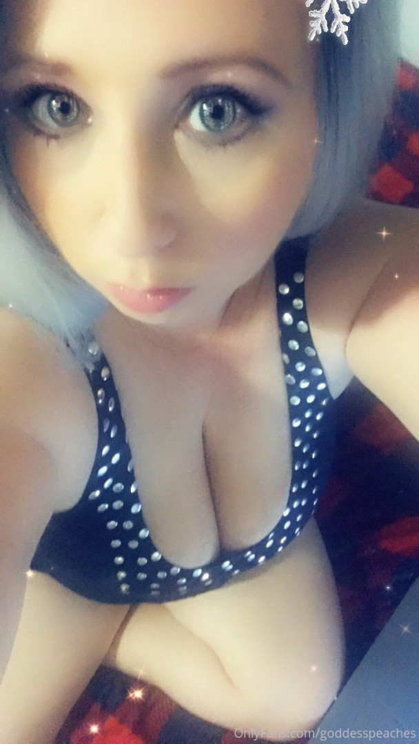 Photo by goddesspeaches published on June 27,2023 19:56:18 - BestThots