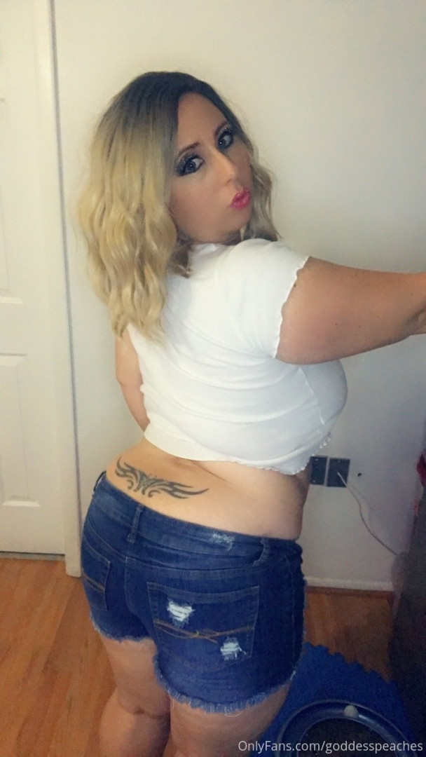 Photo by goddesspeaches published on June 27,2023 19:57:34 - BestThots