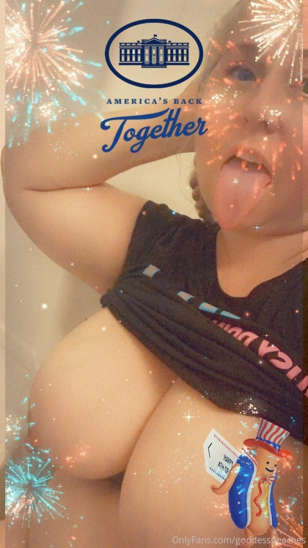 Photo by goddesspeaches published on June 27,2023 19:59:13 - BestThots