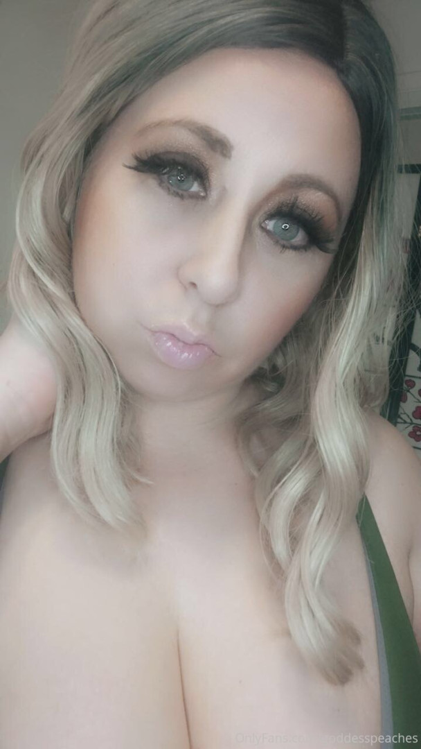 Photo by goddesspeaches published on June 27,2023 20:00:40 - BestThots