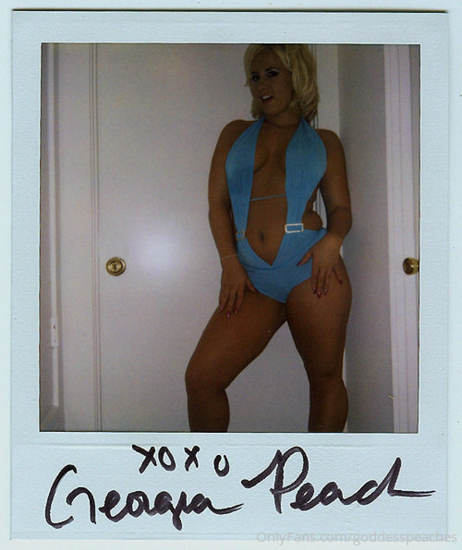 Photo by goddesspeaches published on June 27,2023 20:54:06 - BestThots