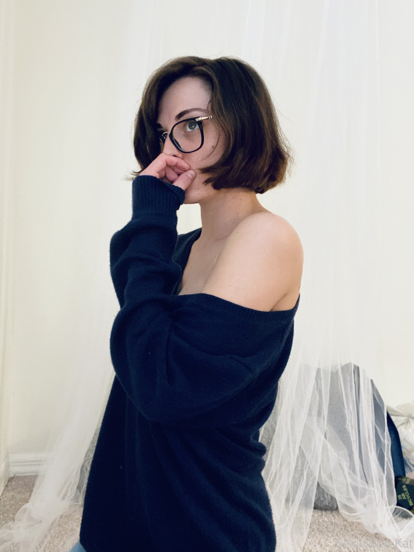 Photo by katvonsexie published on October 15,2023 18:17:39 - BestThots