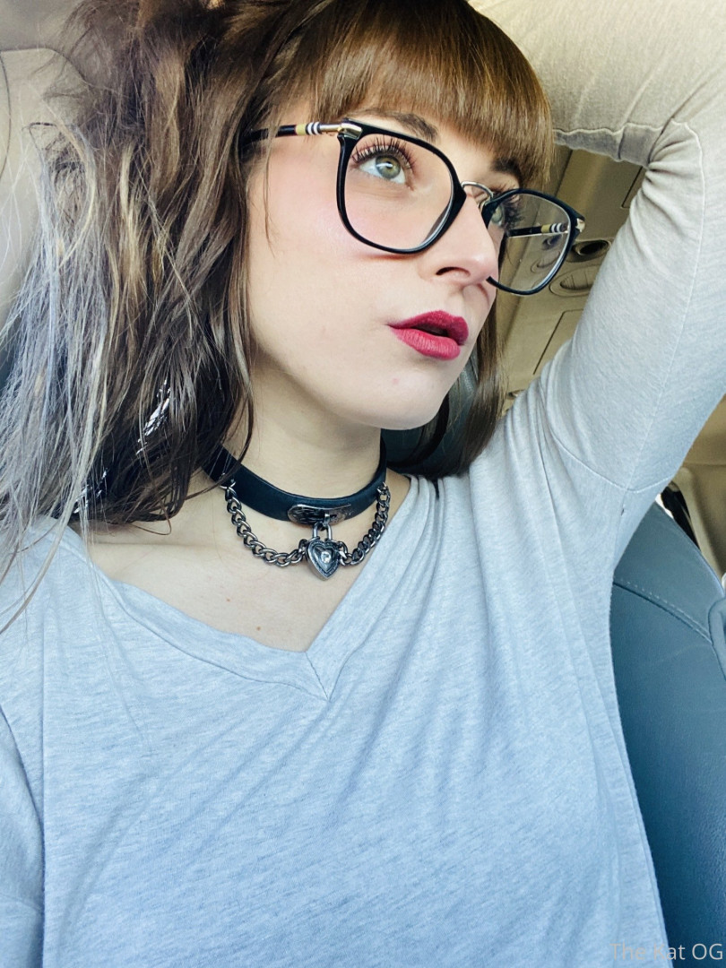 Photo by katvonsexie published on October 15,2023 21:51:36 - BestThots