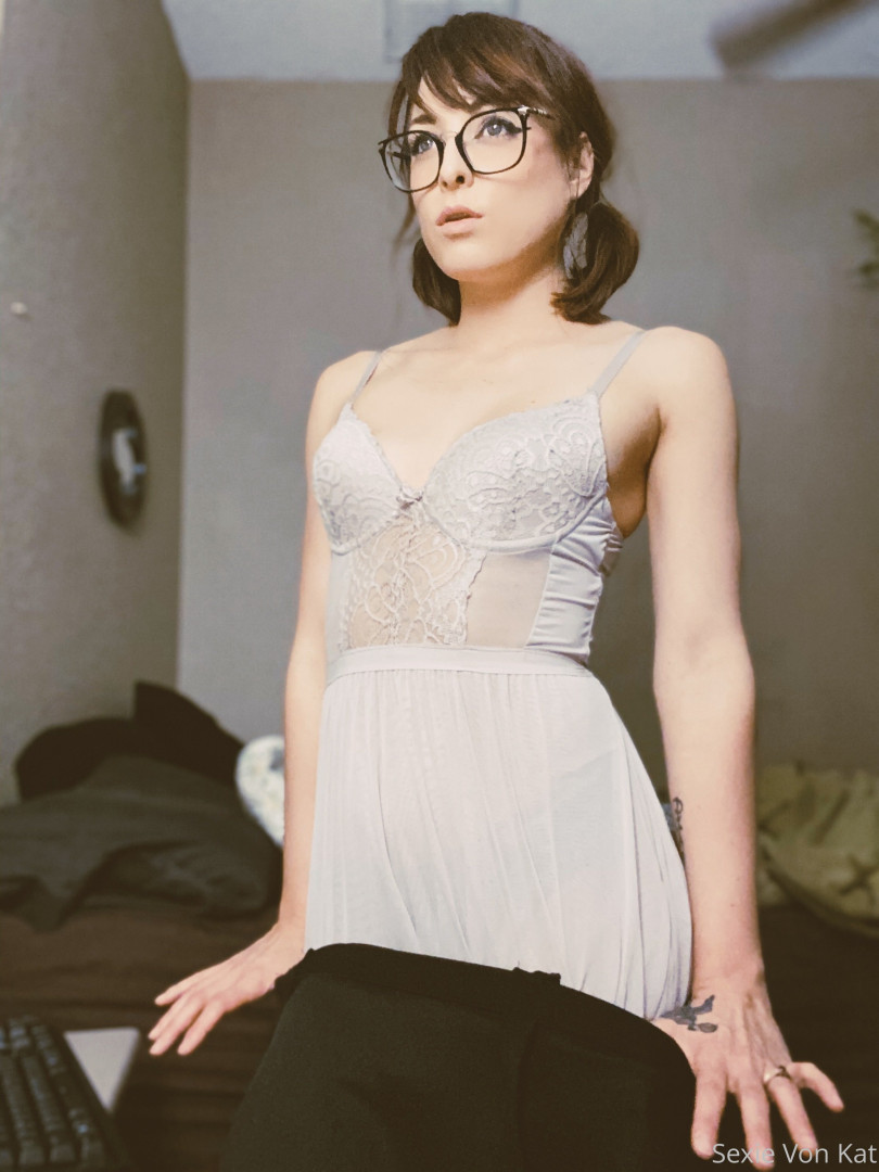 Photo by katvonsexie published on October 15,2023 22:14:23 - BestThots