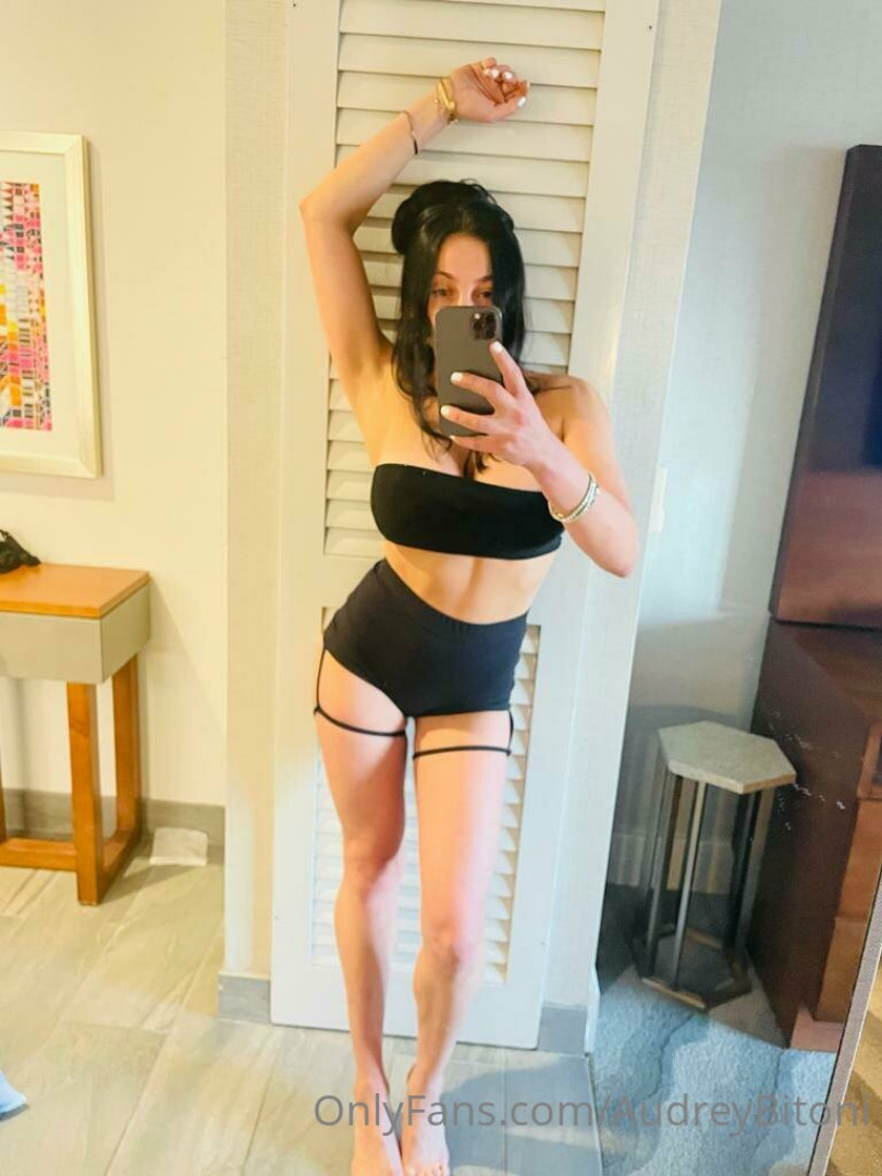 Photo by audreybitoni published on September 1,2023 14:22:21 - BestThots