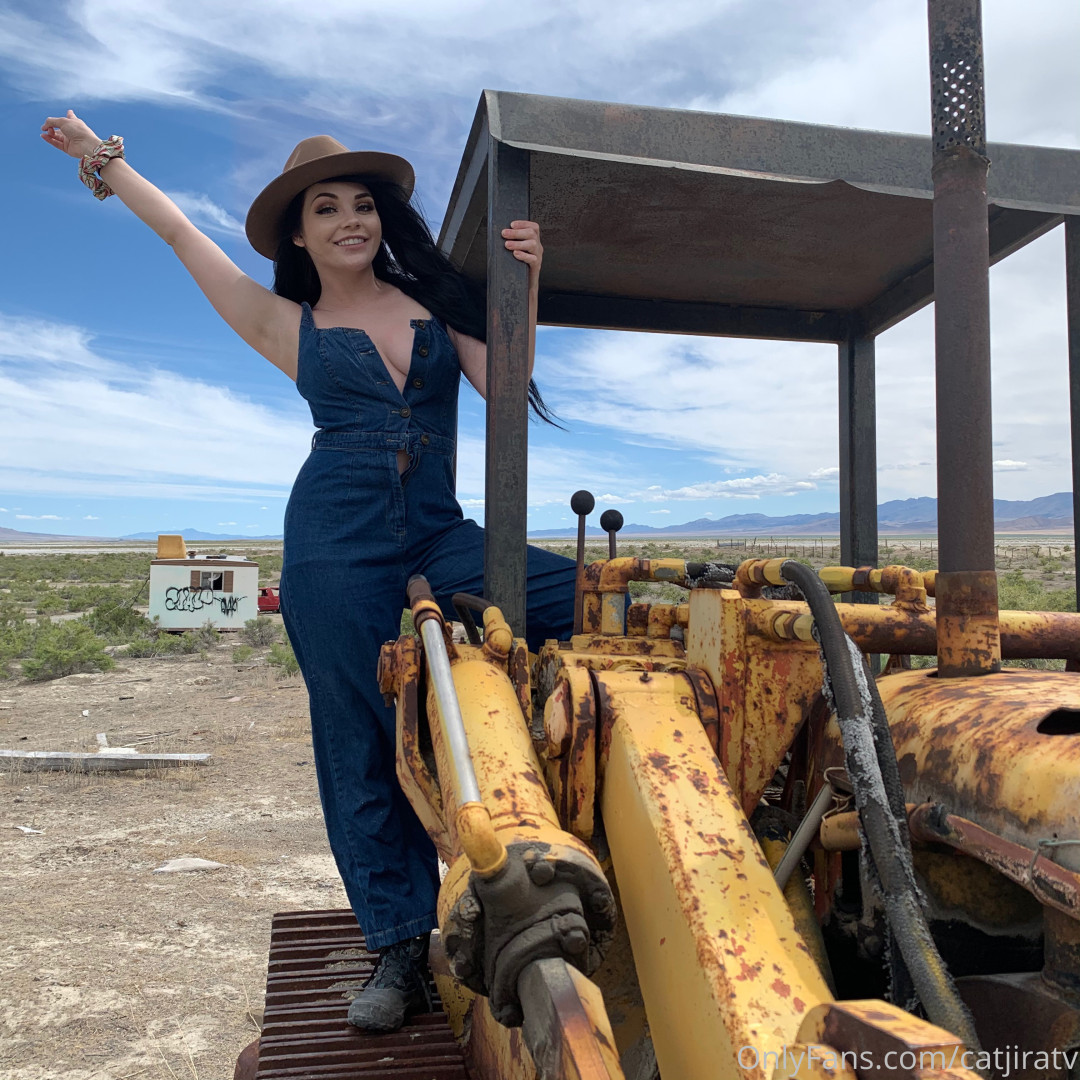 Photo by catjiratv published on July 16,2023 02:32:38 - BestThots