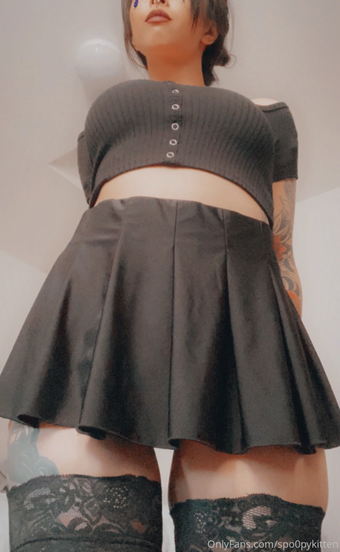 Photo by spo0pykitten published on October 16,2023 01:33:34 - BestThots