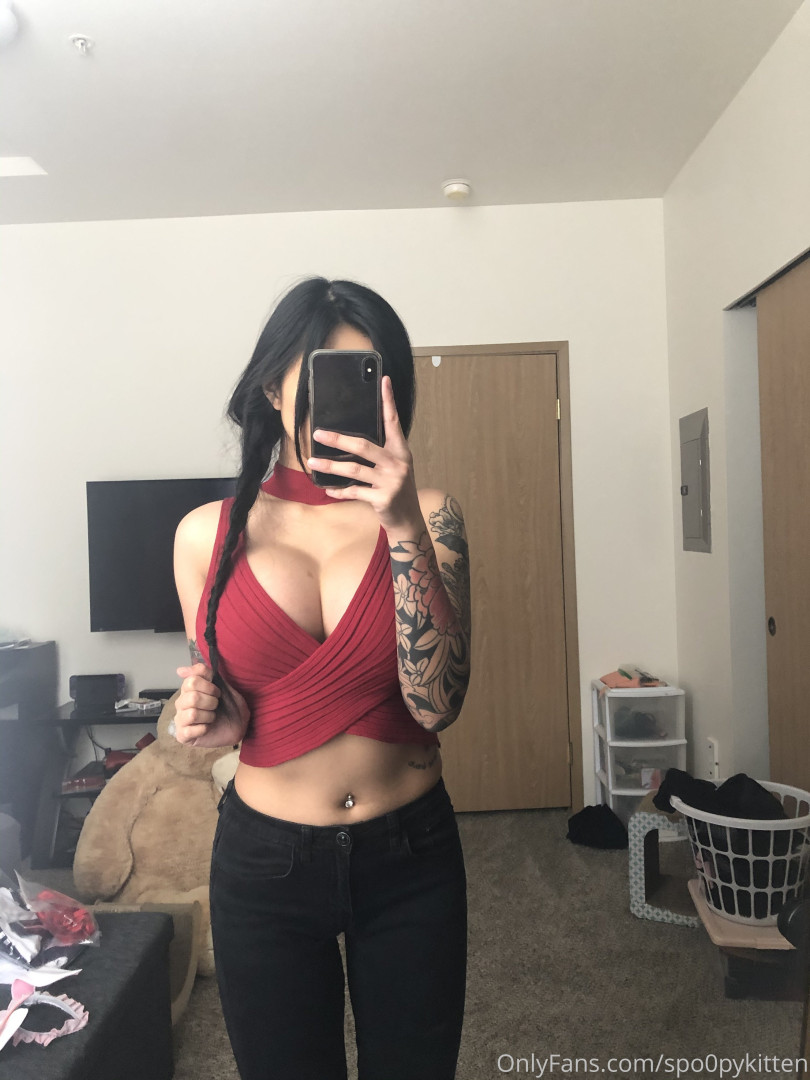 Photo by spo0pykitten published on October 16,2023 01:39:37 - BestThots